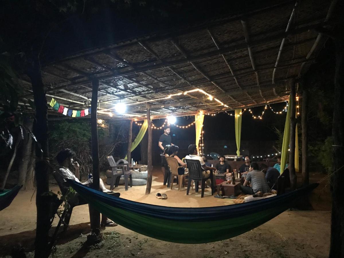 Tusker Tribe Hostel Gokarna  Zewnętrze zdjęcie