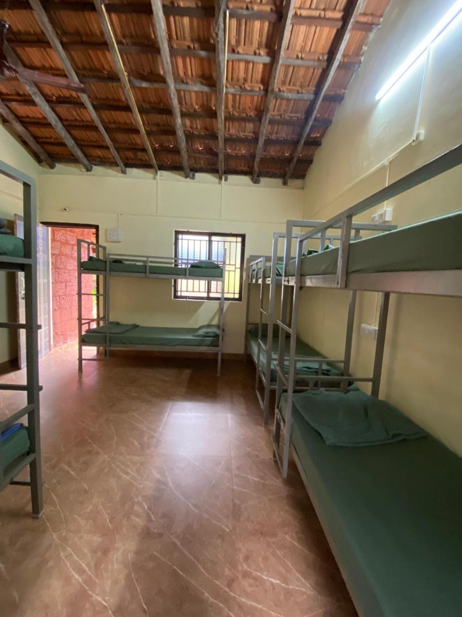 Tusker Tribe Hostel Gokarna  Zewnętrze zdjęcie